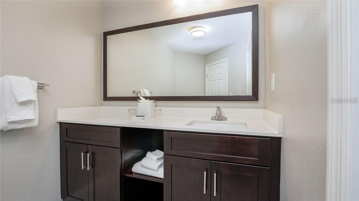 GROVE RESIDENCE & SPA HOTEL CONDO - Residential