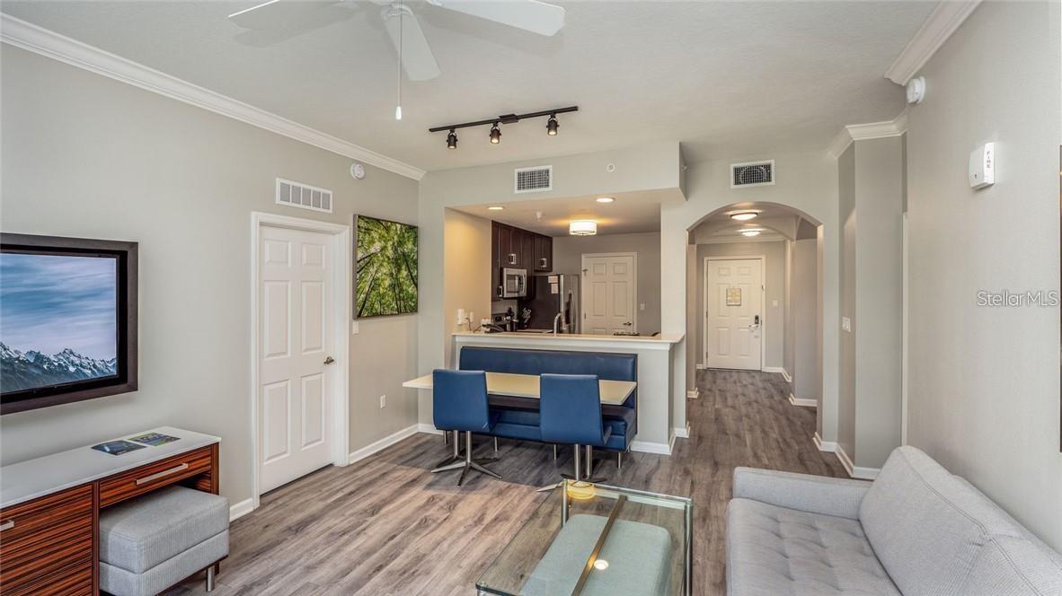 GROVE RESIDENCE & SPA HOTEL CONDO - Residential