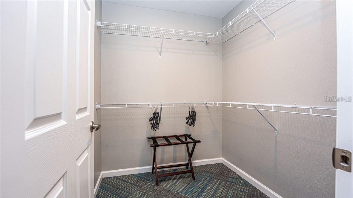 GROVE RESIDENCE & SPA HOTEL CONDO - Residential