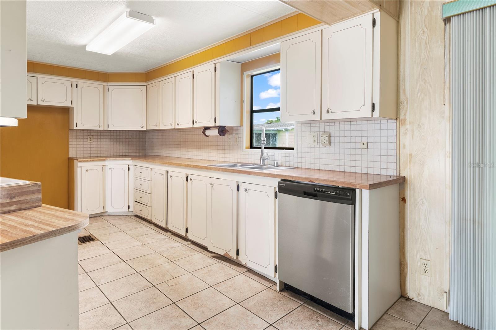 RIDGEWOOD MEADOWS PH I - Residential