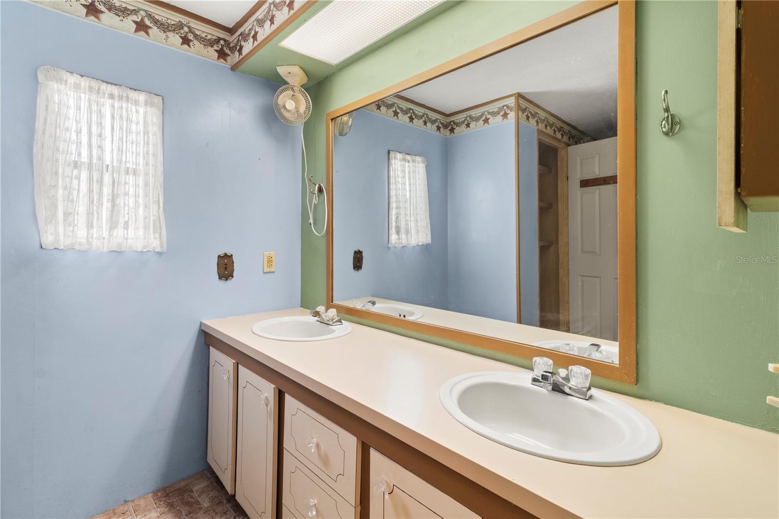 RIDGEWOOD MEADOWS PH I - Residential