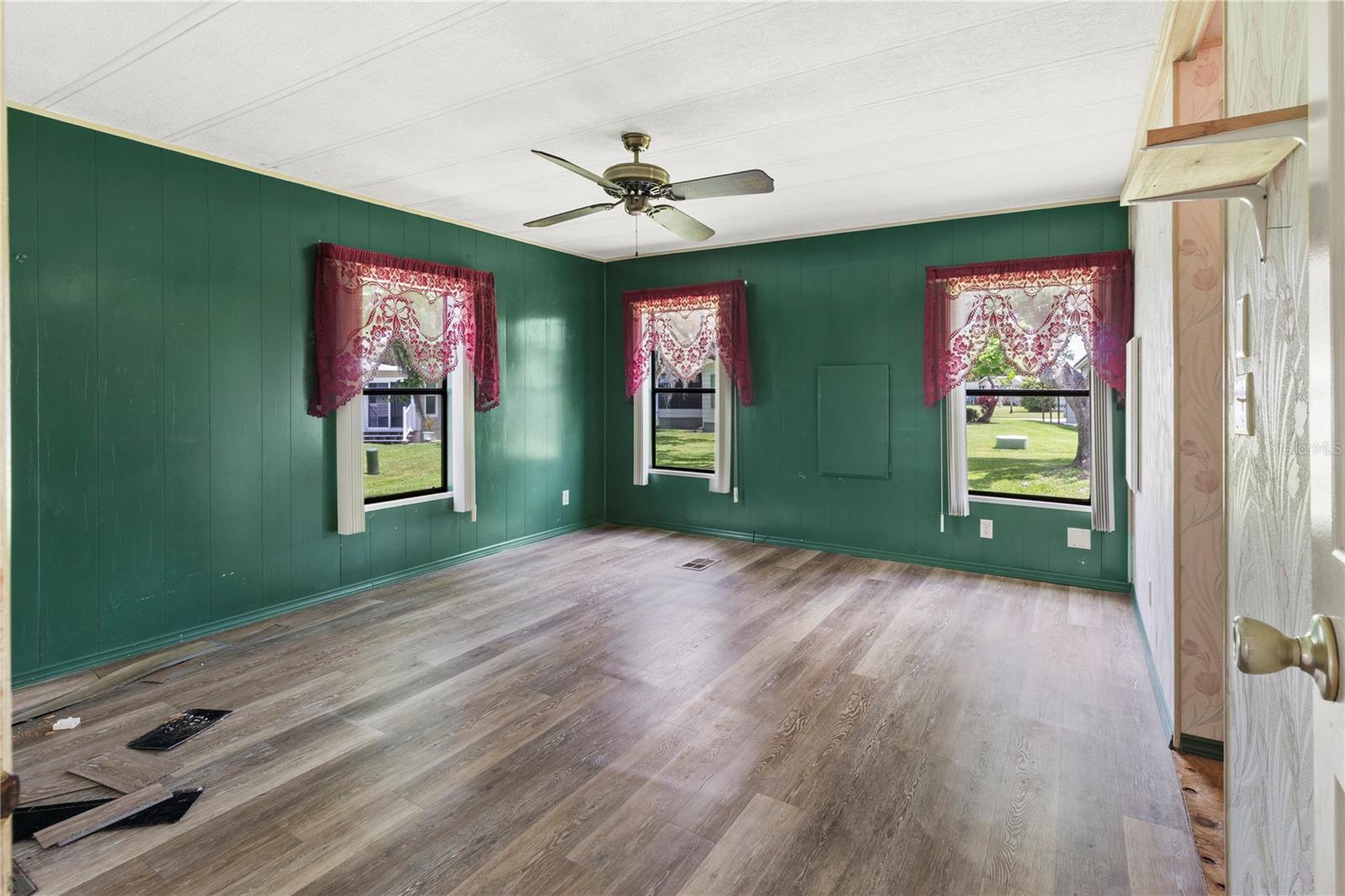 RIDGEWOOD MEADOWS PH I - Residential