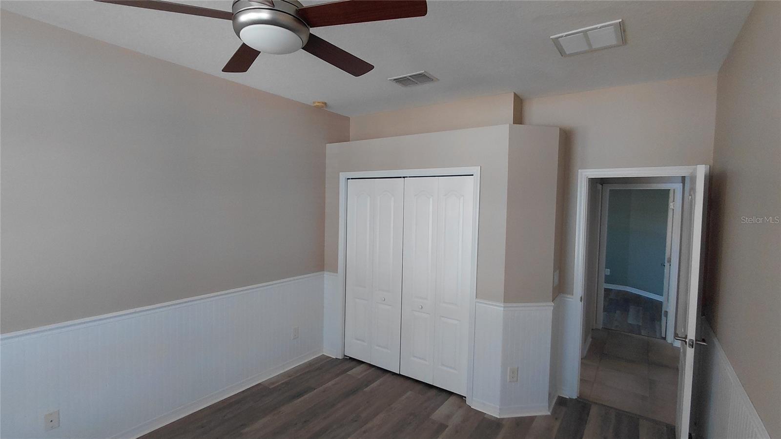 CRYSTAL LAKES - Residential