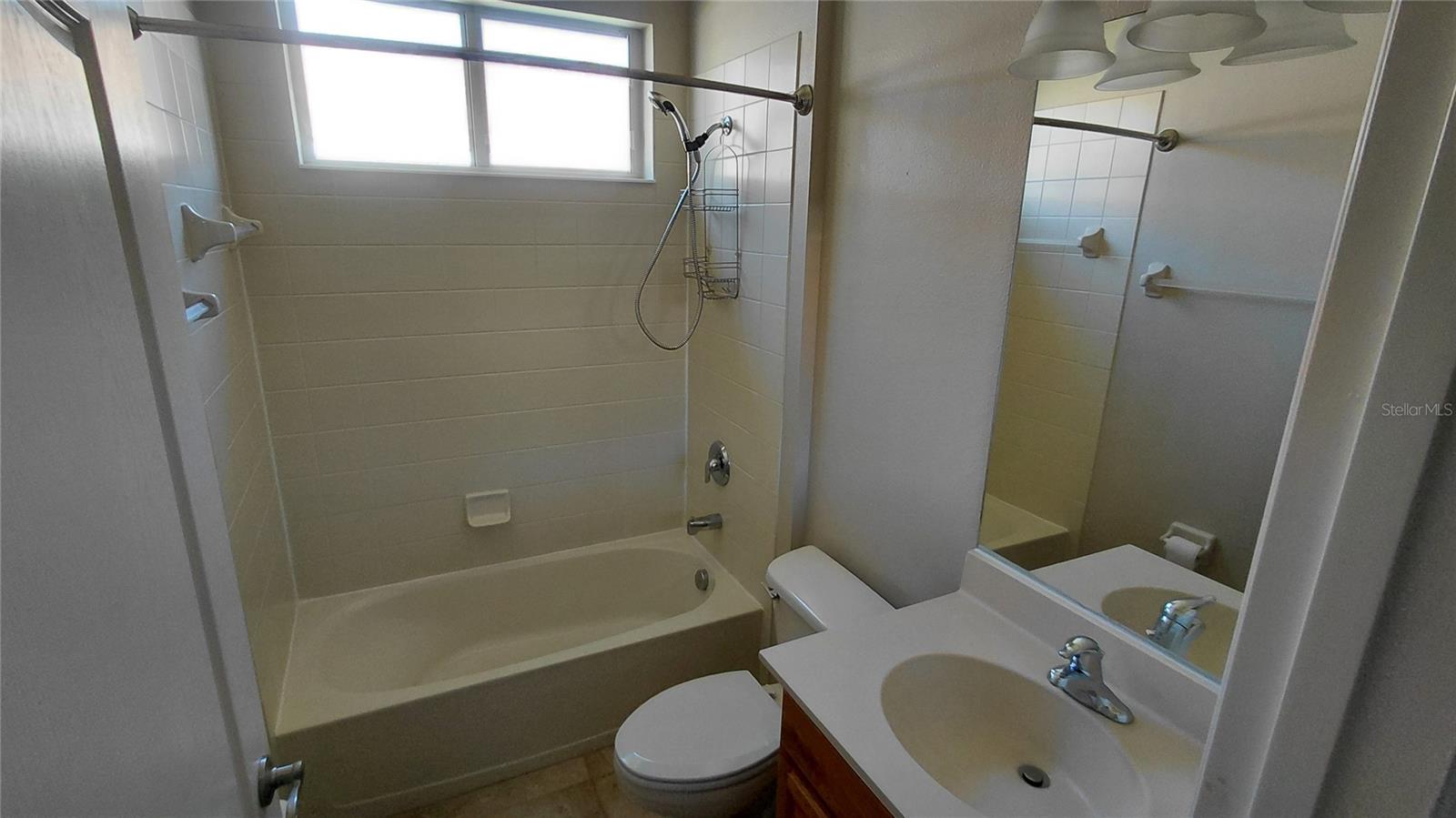 CRYSTAL LAKES - Residential