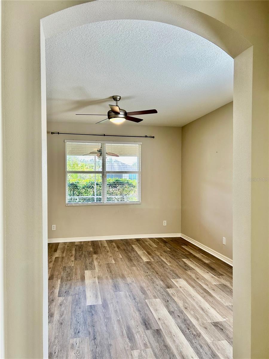 CRYSTAL LAKES - Residential