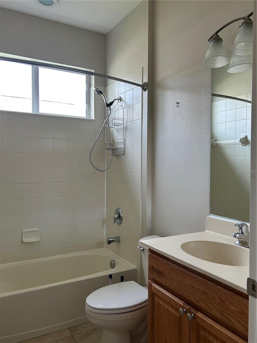 CRYSTAL LAKES - Residential