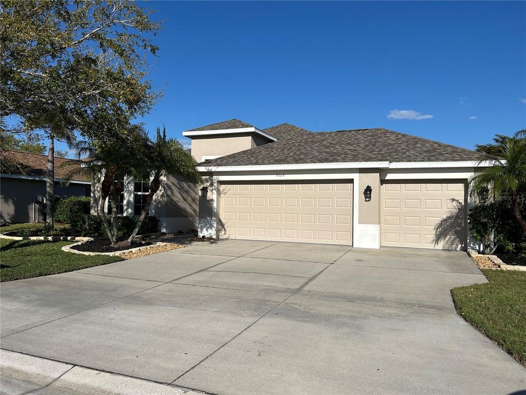 Photo of 7117 50-Th Ave Cir E, Palmetto, FL 34221 (MLS # A4687022)