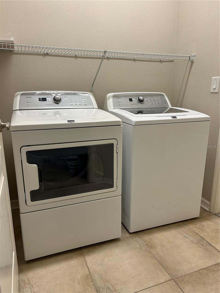 CRYSTAL LAKES - Residential