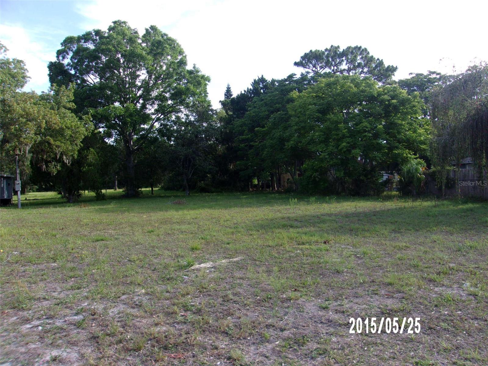 Great location for your new home. Mobile OK, buy today and build tomorrow, it's cleared and ready. Water already to site, Close to US 19, shopping and Gulf Beaches and priced right.
