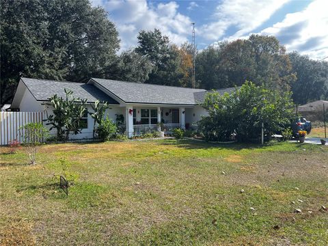 Photo of 76 Teak Loop, Ocala, FL 34472 (MLS # OM714118)
