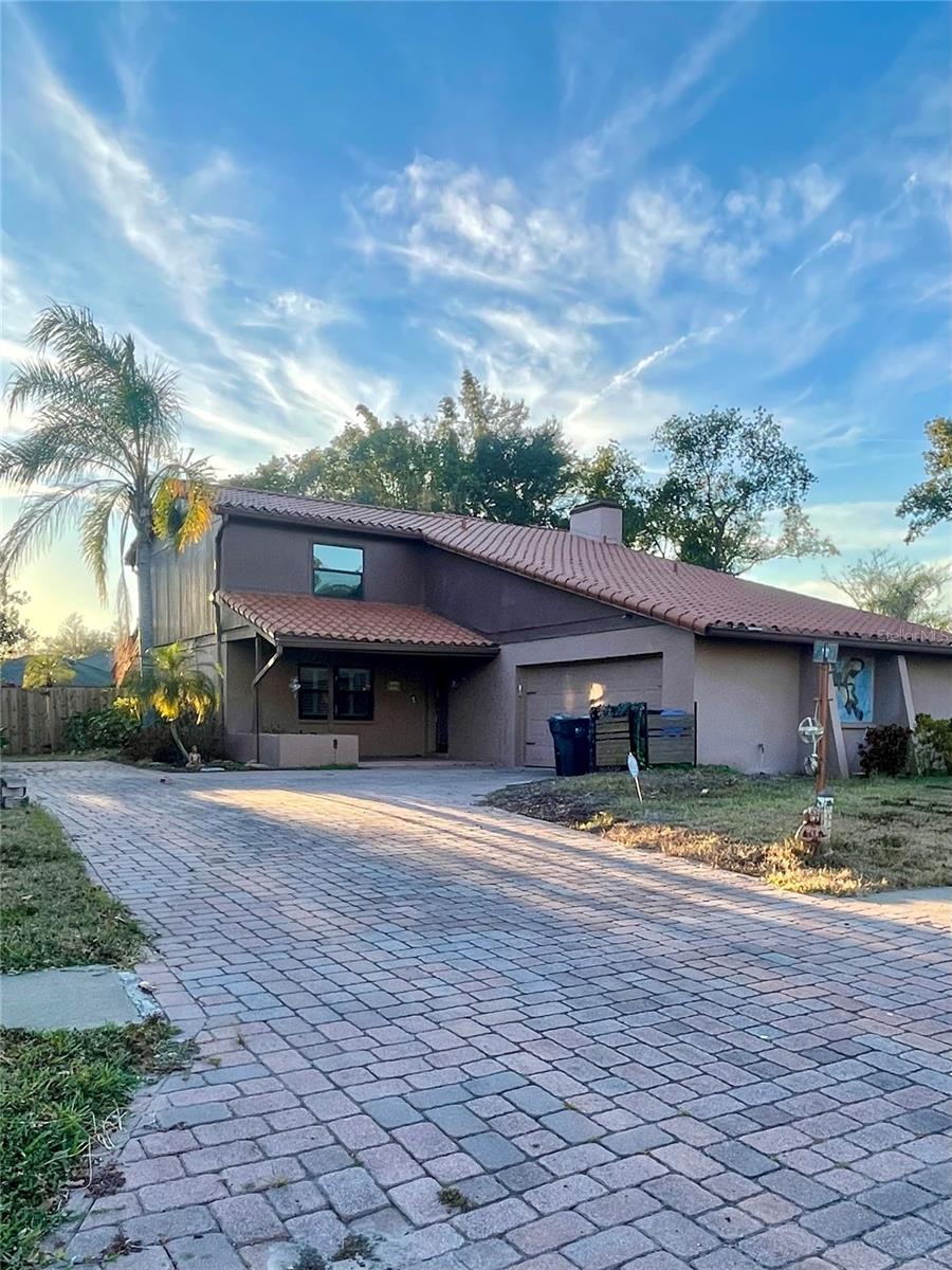 4404 CARROLLWOOD VILLAGE DRIVE