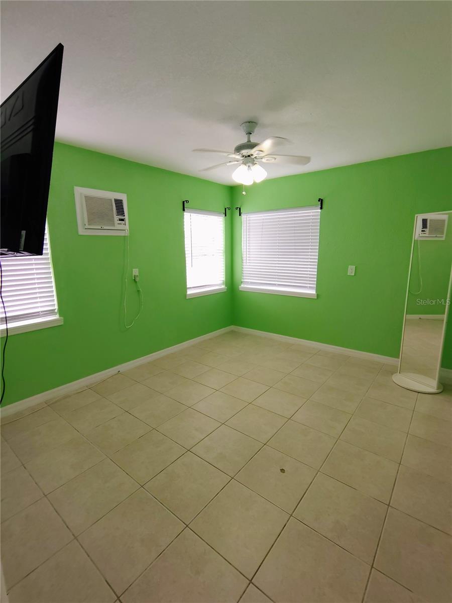 MADEIRA SHORES SUB - Residential Lease