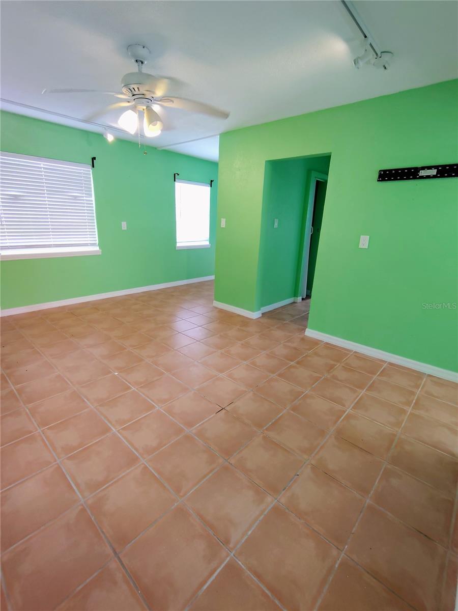 MADEIRA SHORES SUB - Residential Lease