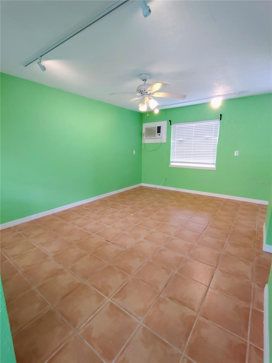 MADEIRA SHORES SUB - Residential Lease
