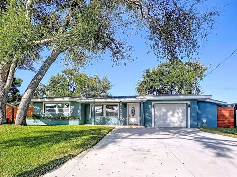 Photo of 1466 Laconia Drive W, Clearwater, FL 33764 (MLS # TB8432809)