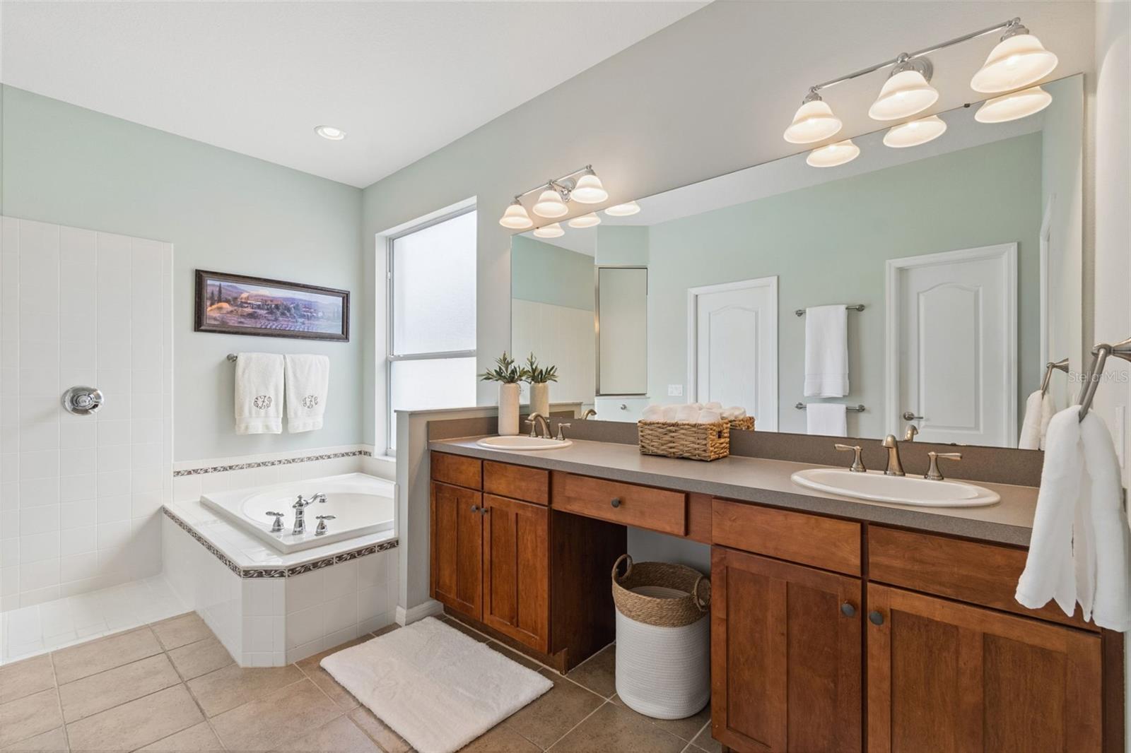 REFLECTIONS PH 2A - Residential