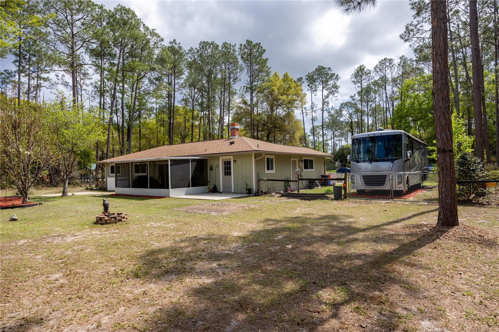 KANAPAHA PINES - Residential