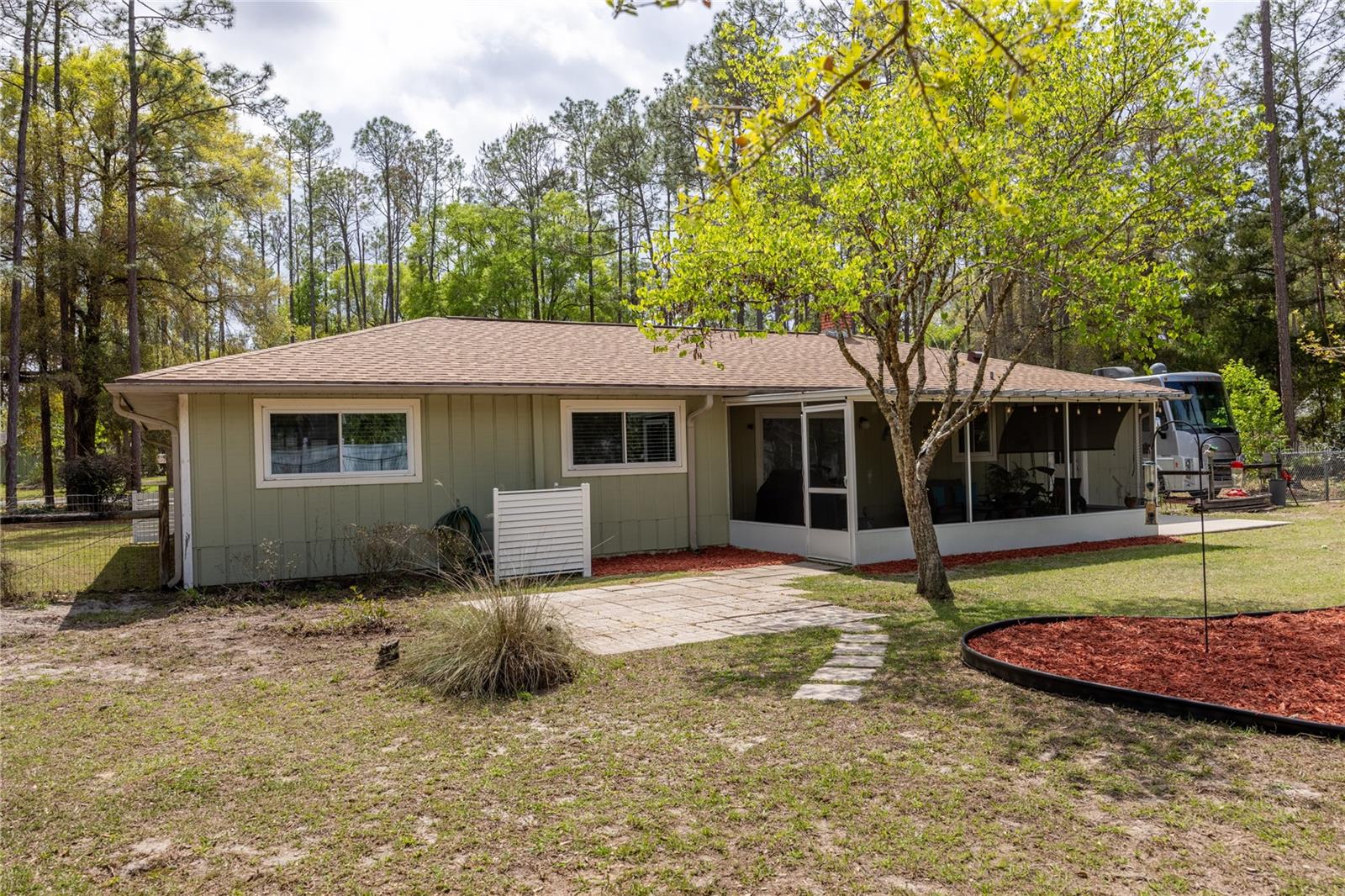 KANAPAHA PINES - Residential
