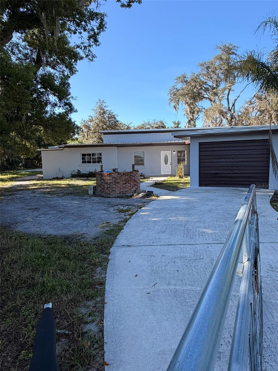 Photo of 21402 E State Road 64, Bradenton, FL 34212 (MLS # TB8550919)