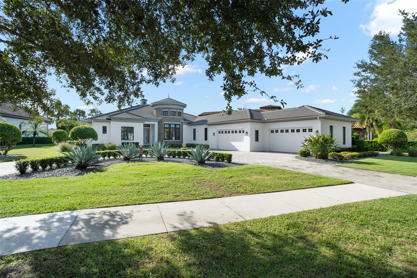 LAKE NONA ESTATES - Residential