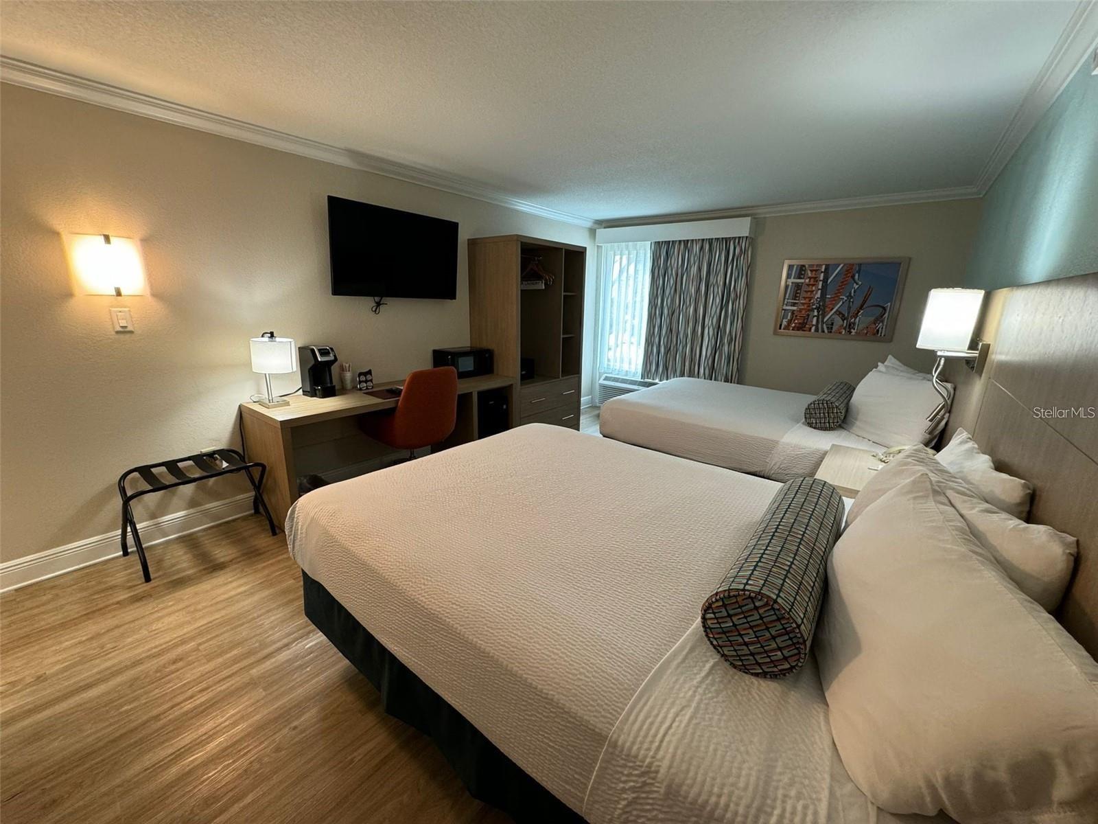 MERIDIAN PALMS COMM CONDO - Residential