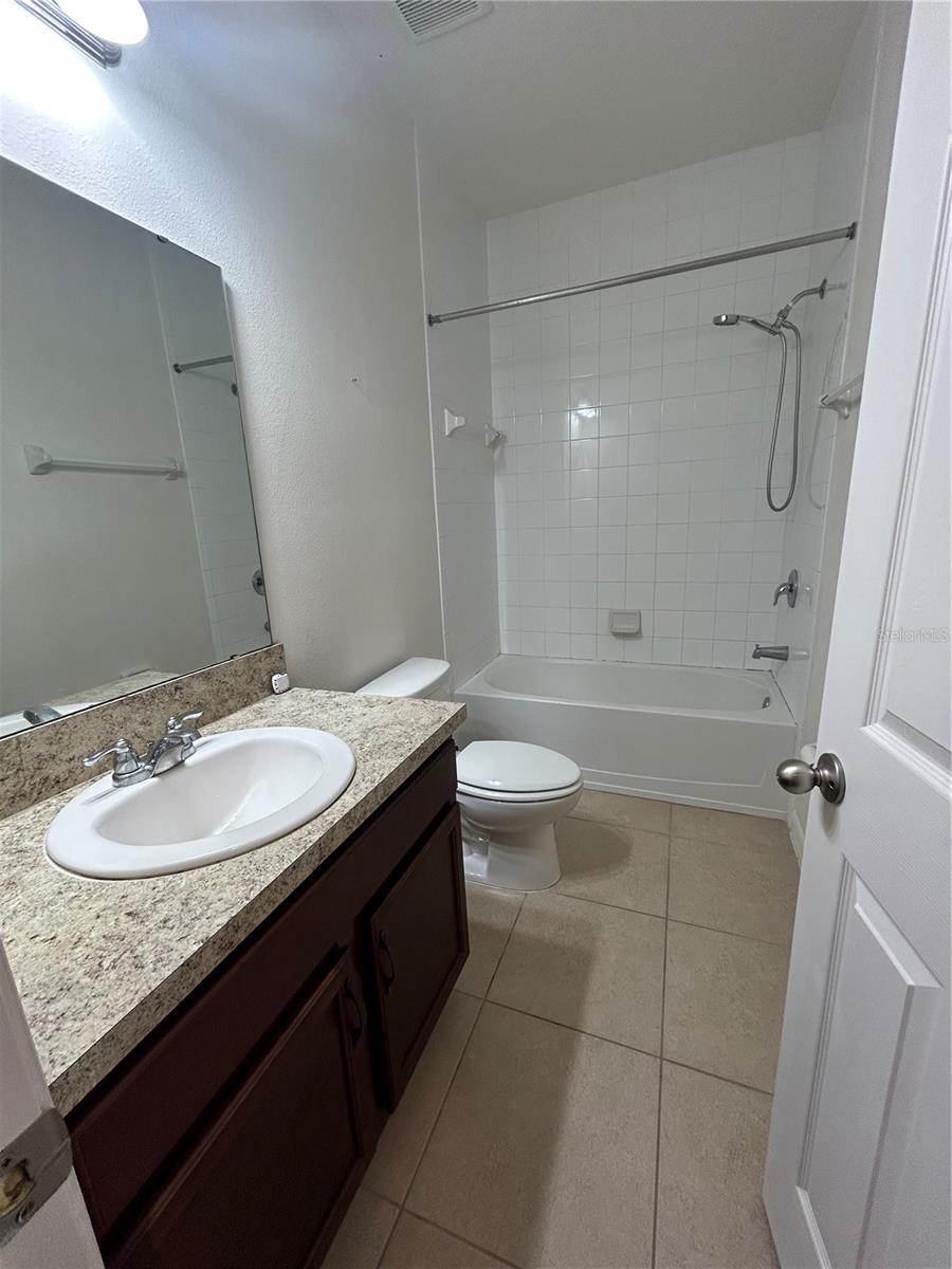 MITCHELL CREEK - Residential Lease