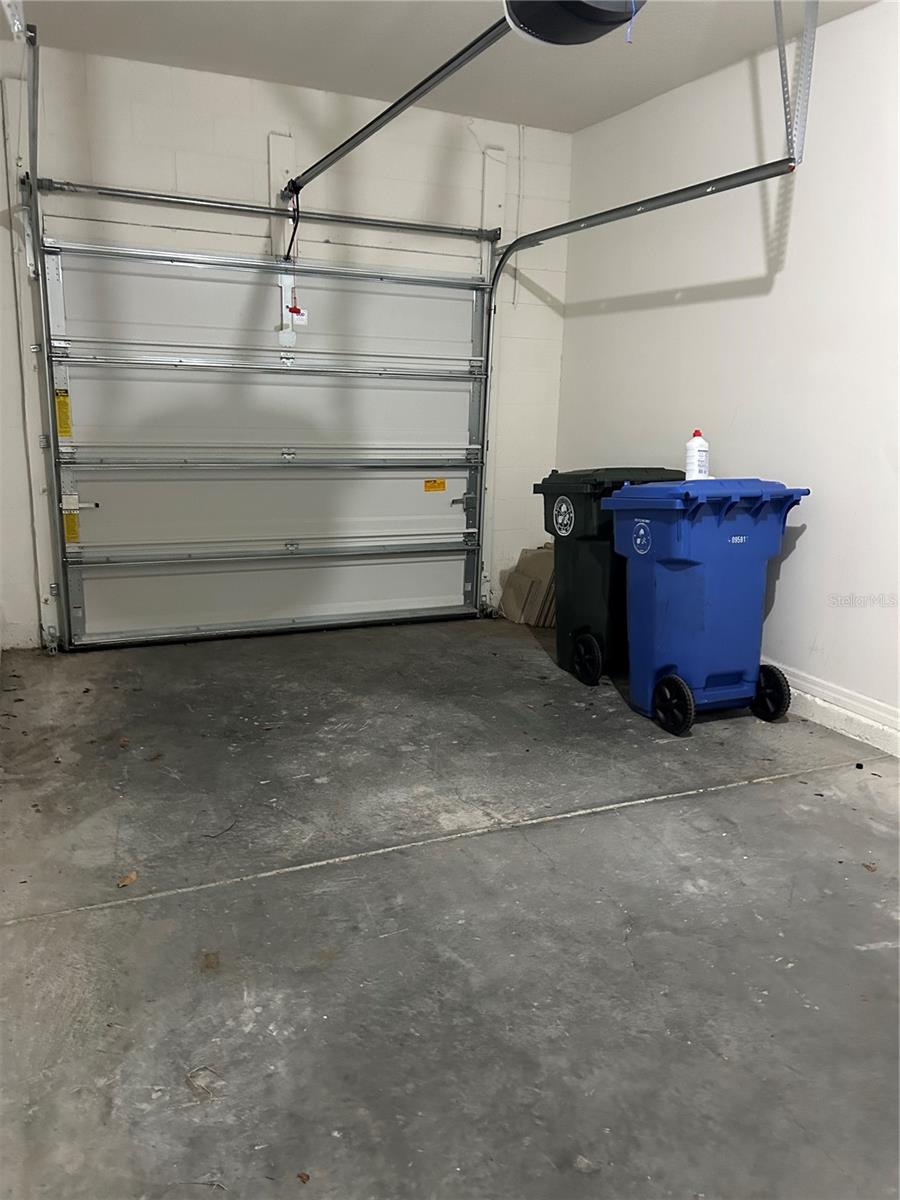 MITCHELL CREEK - Residential Lease