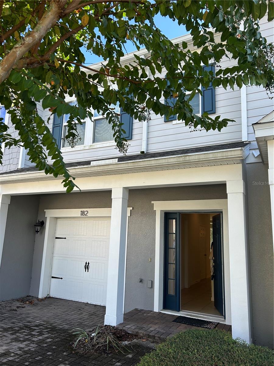 MITCHELL CREEK - Residential Lease