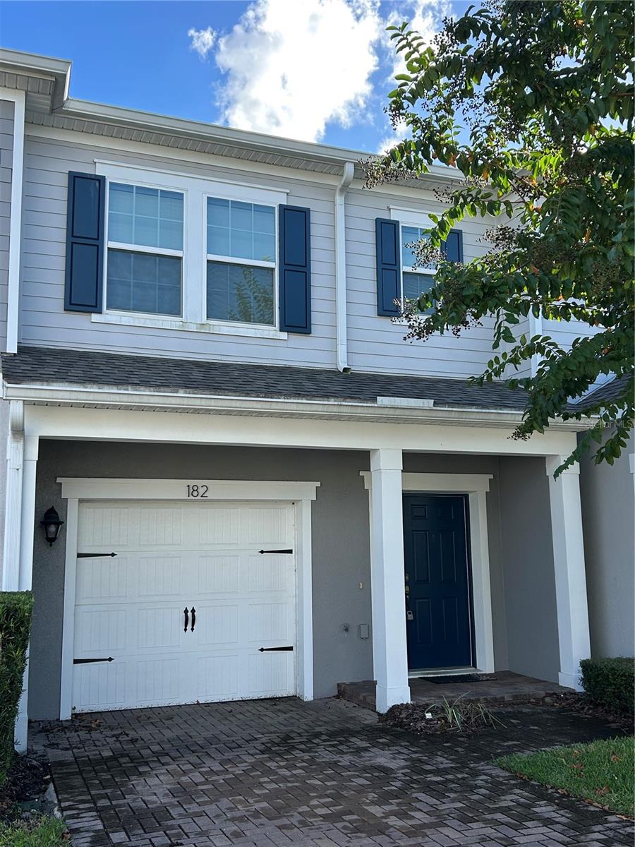 MITCHELL CREEK - Residential Lease