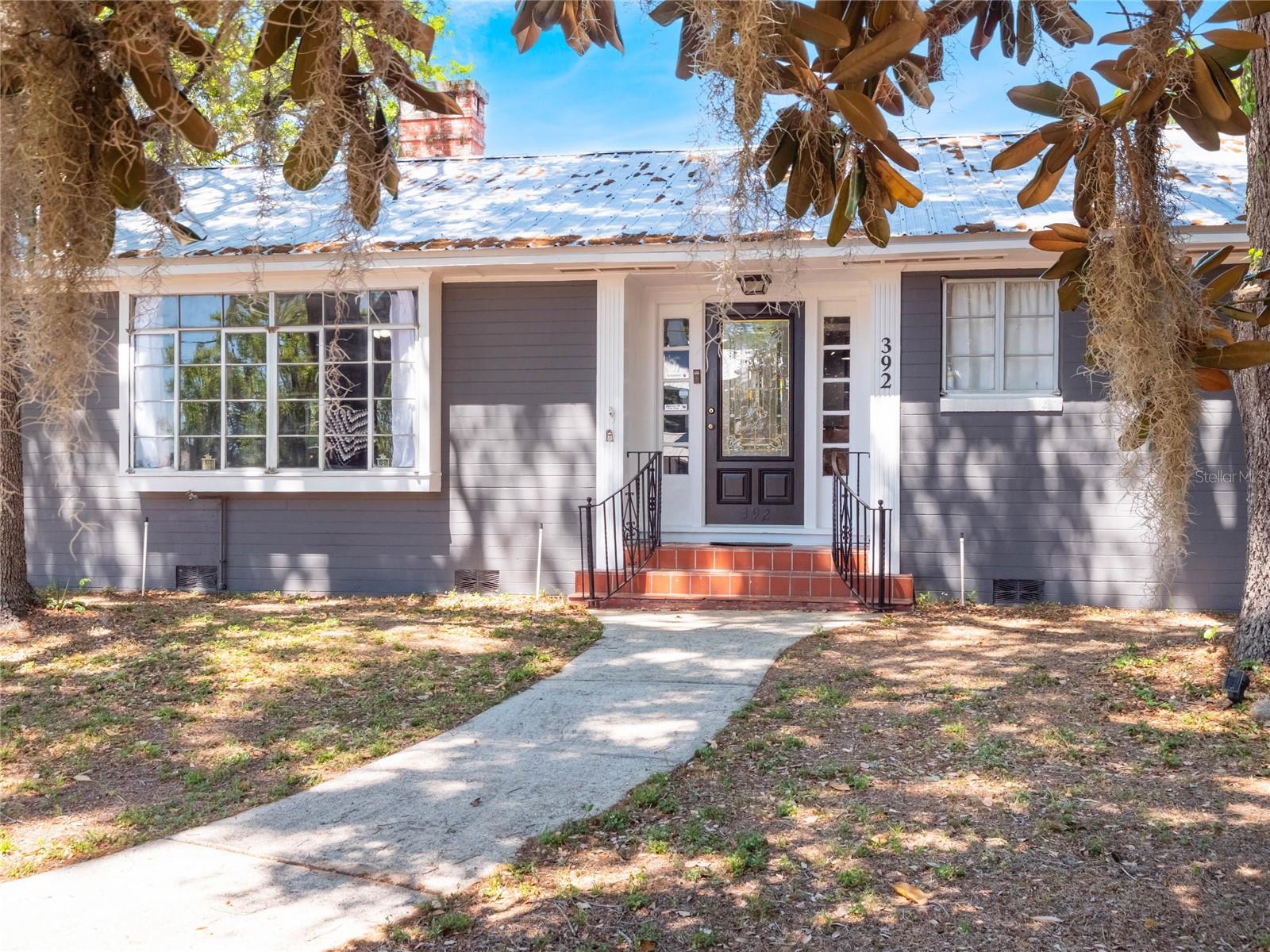 392 W MINNEHAHA AVENUE