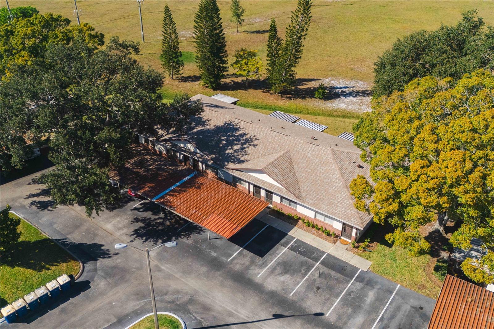 VILLAS AT COUNTRYSIDE THE - Residential