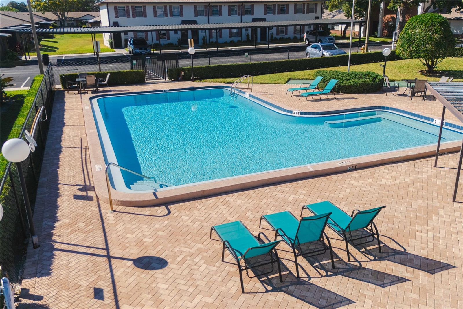 VILLAS AT COUNTRYSIDE THE - Residential