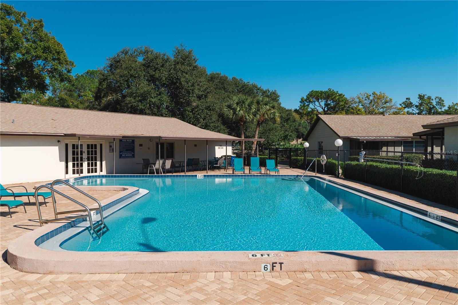 VILLAS AT COUNTRYSIDE THE - Residential