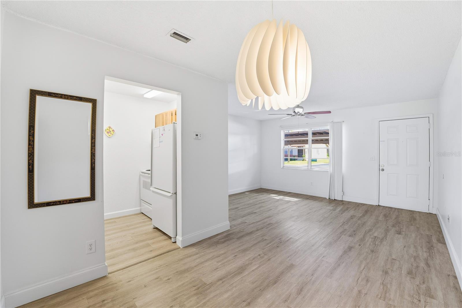 VILLAS AT COUNTRYSIDE THE - Residential