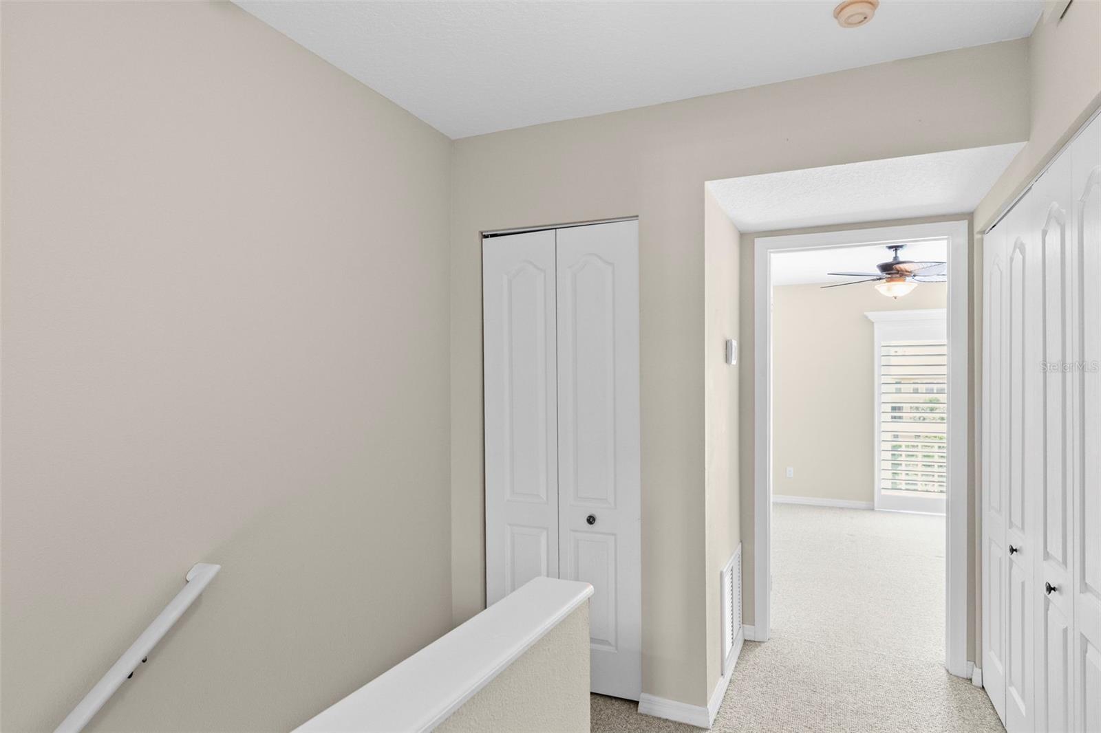 TIERRA SOUND TWNHMS - Residential