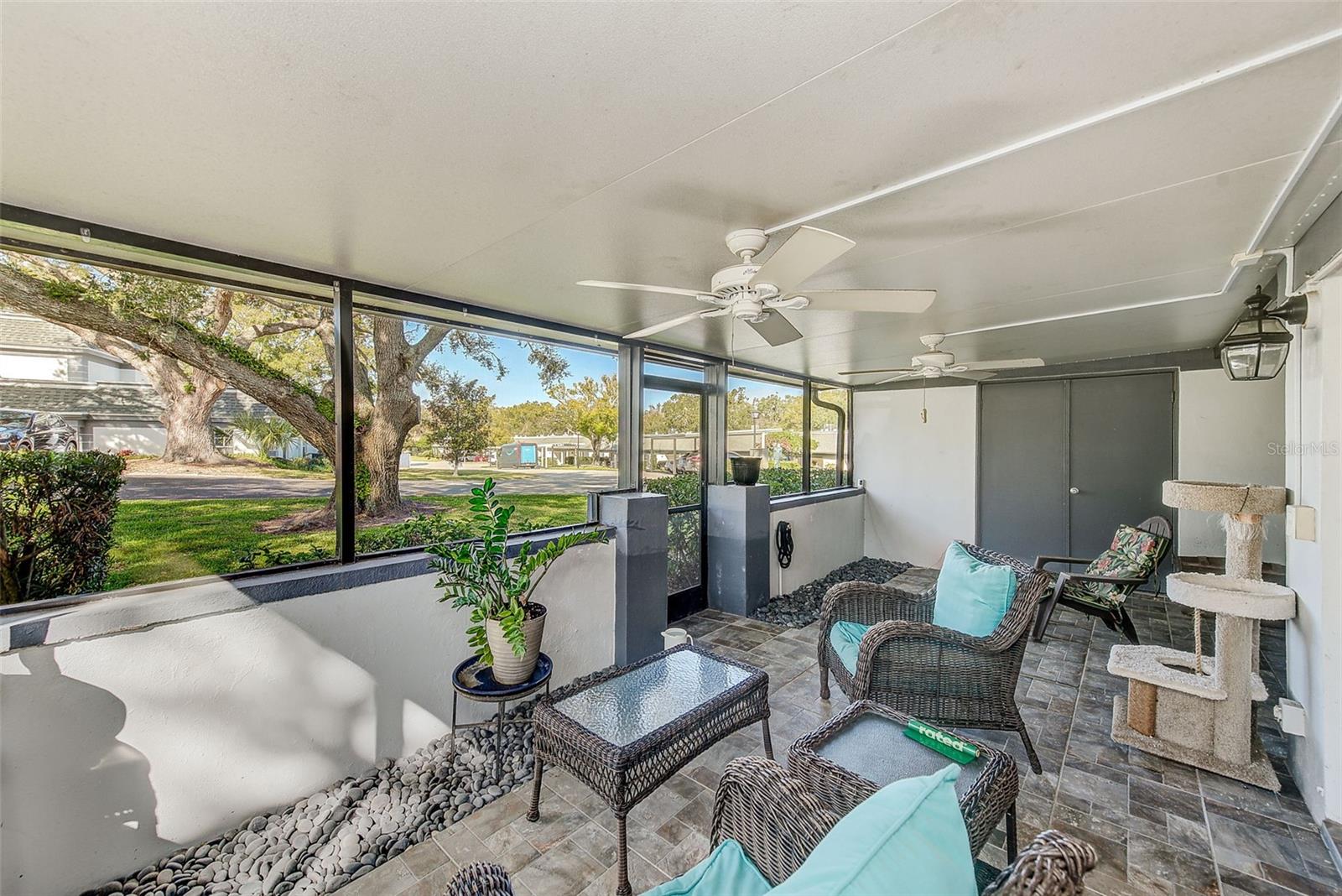 KAPOK MANOR CONDO - Residential