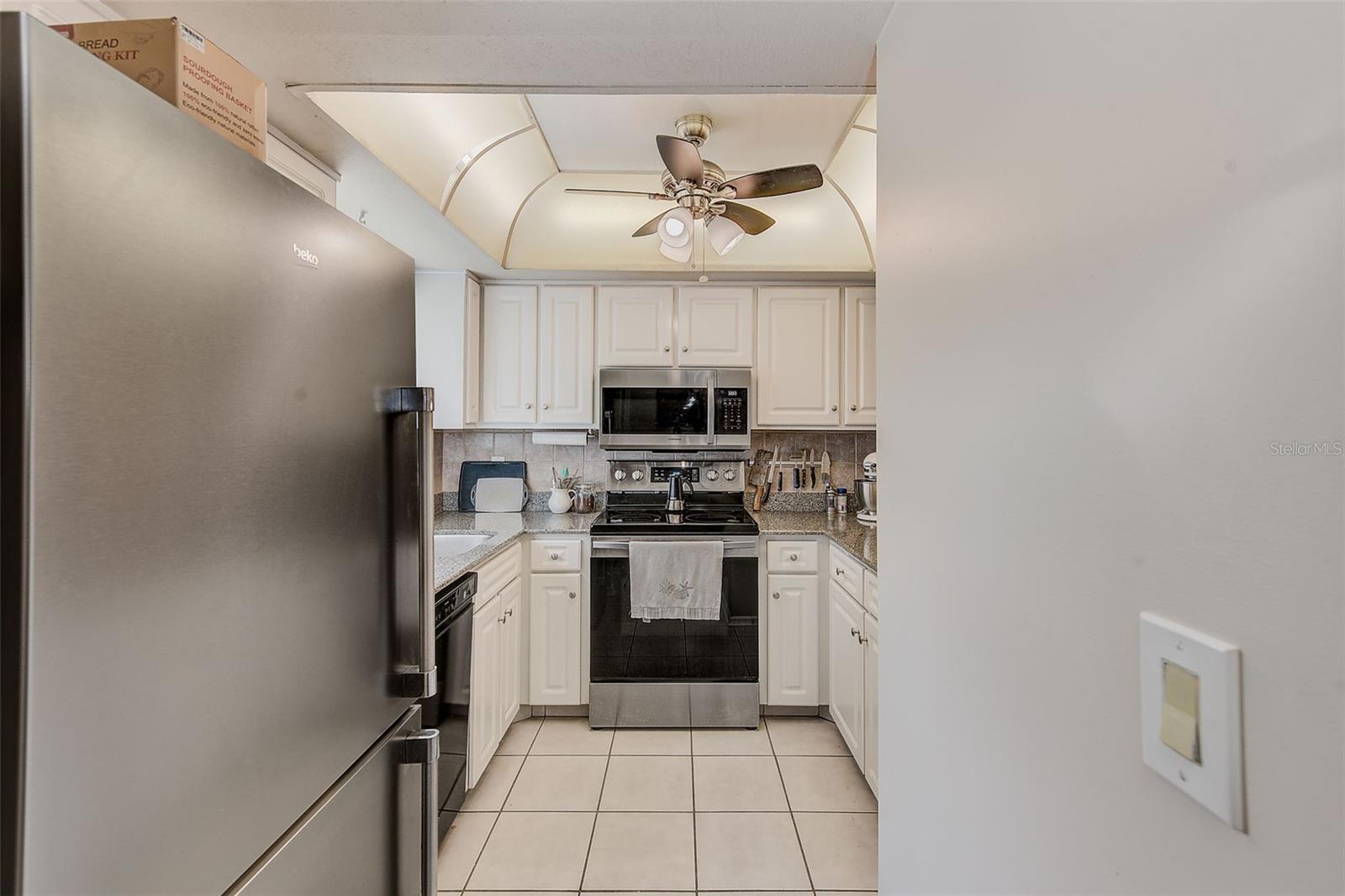 KAPOK MANOR CONDO - Residential