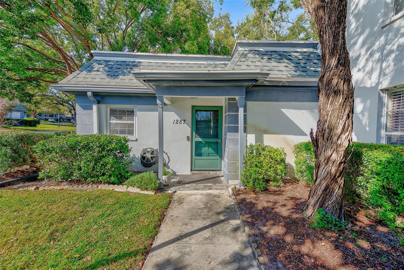 KAPOK MANOR CONDO - Residential