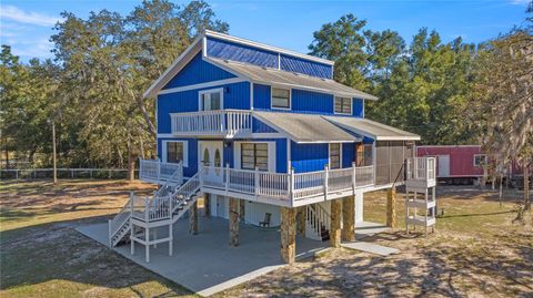 A home in DUNNELLON