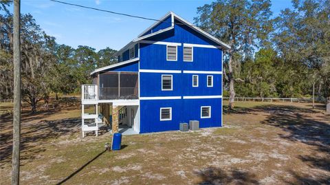 A home in DUNNELLON