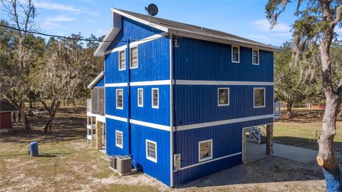 A home in DUNNELLON