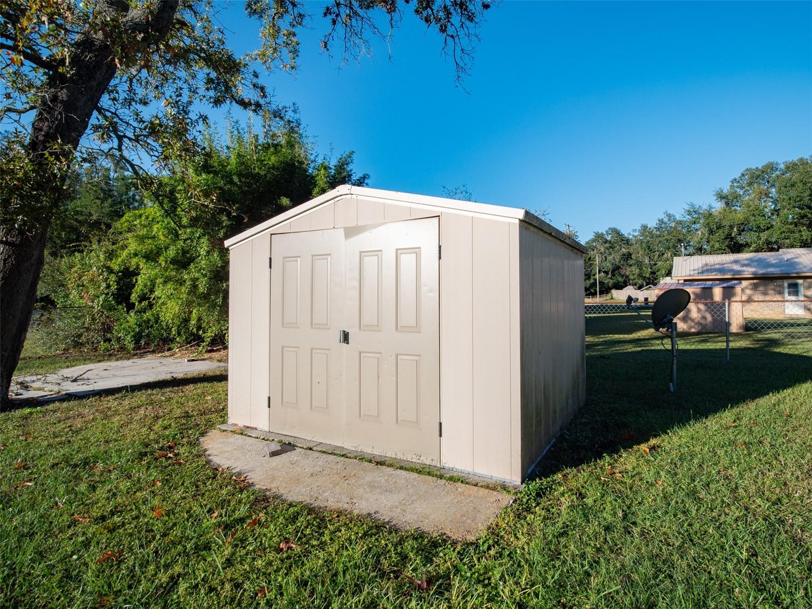 SHADY OAKS ACRES UN 2 - Residential