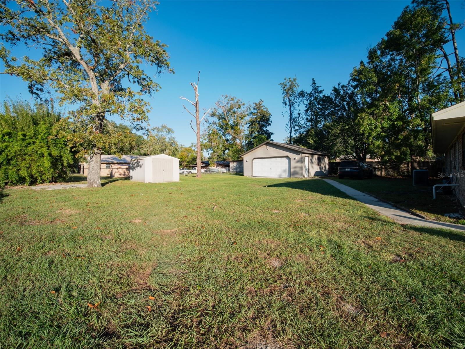SHADY OAKS ACRES UN 2 - Residential