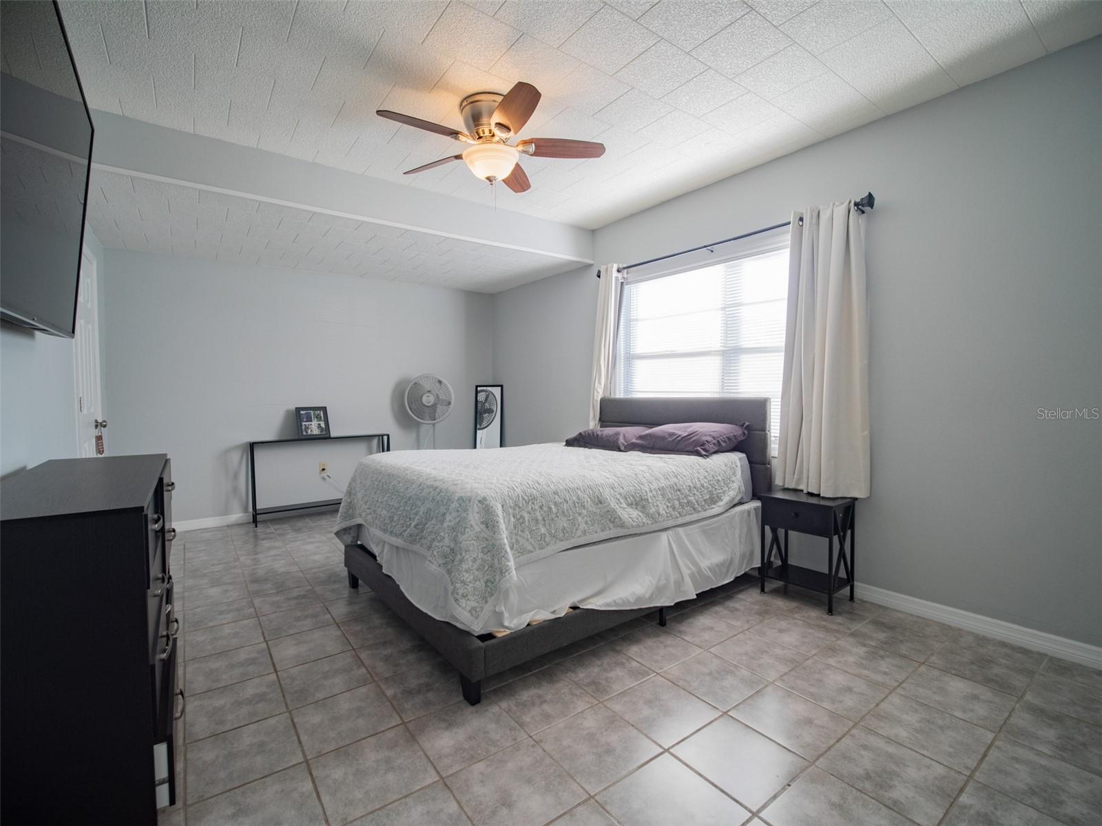 SHADY OAKS ACRES UN 2 - Residential