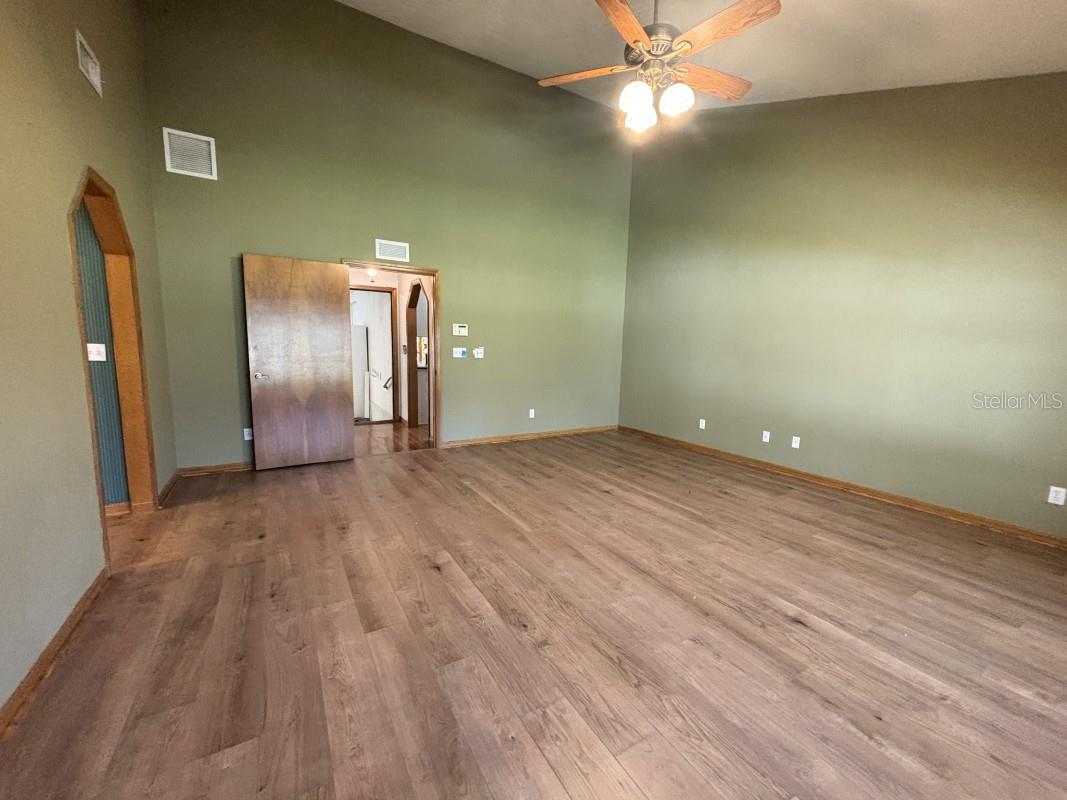 CARRIAGE TRAIL UN 02 - Residential