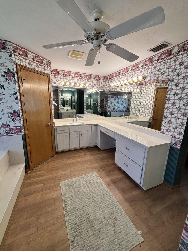 CARRIAGE TRAIL UN 02 - Residential