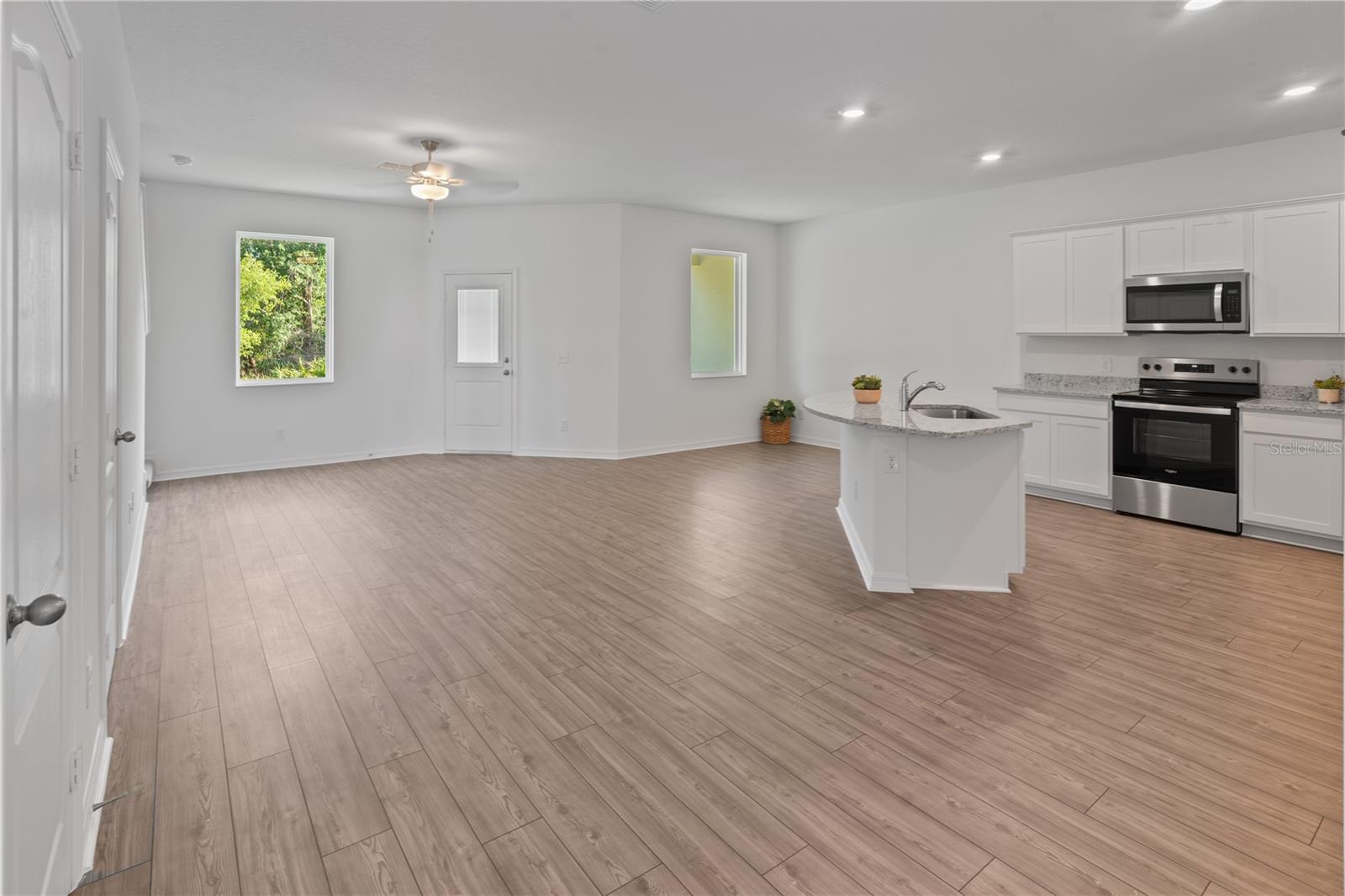 567 BAY LEAF DRIVE