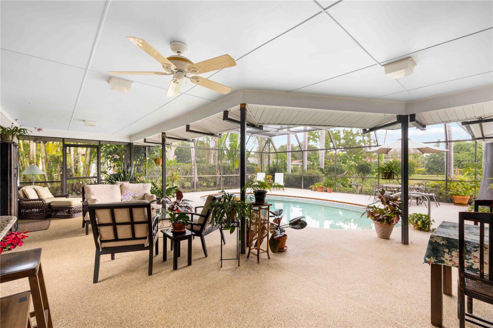 BENEVA PINES - Residential