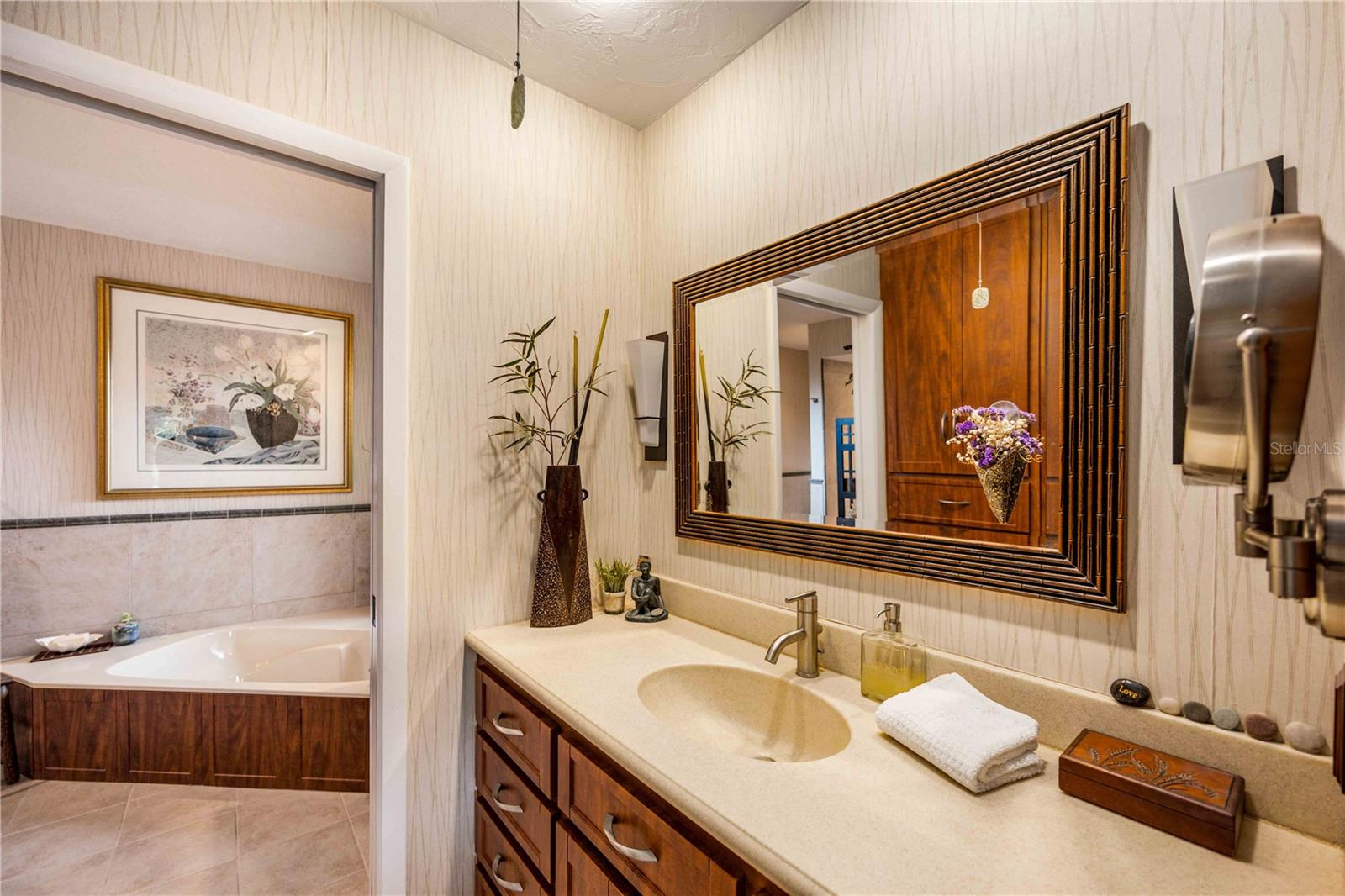 BENEVA PINES - Residential