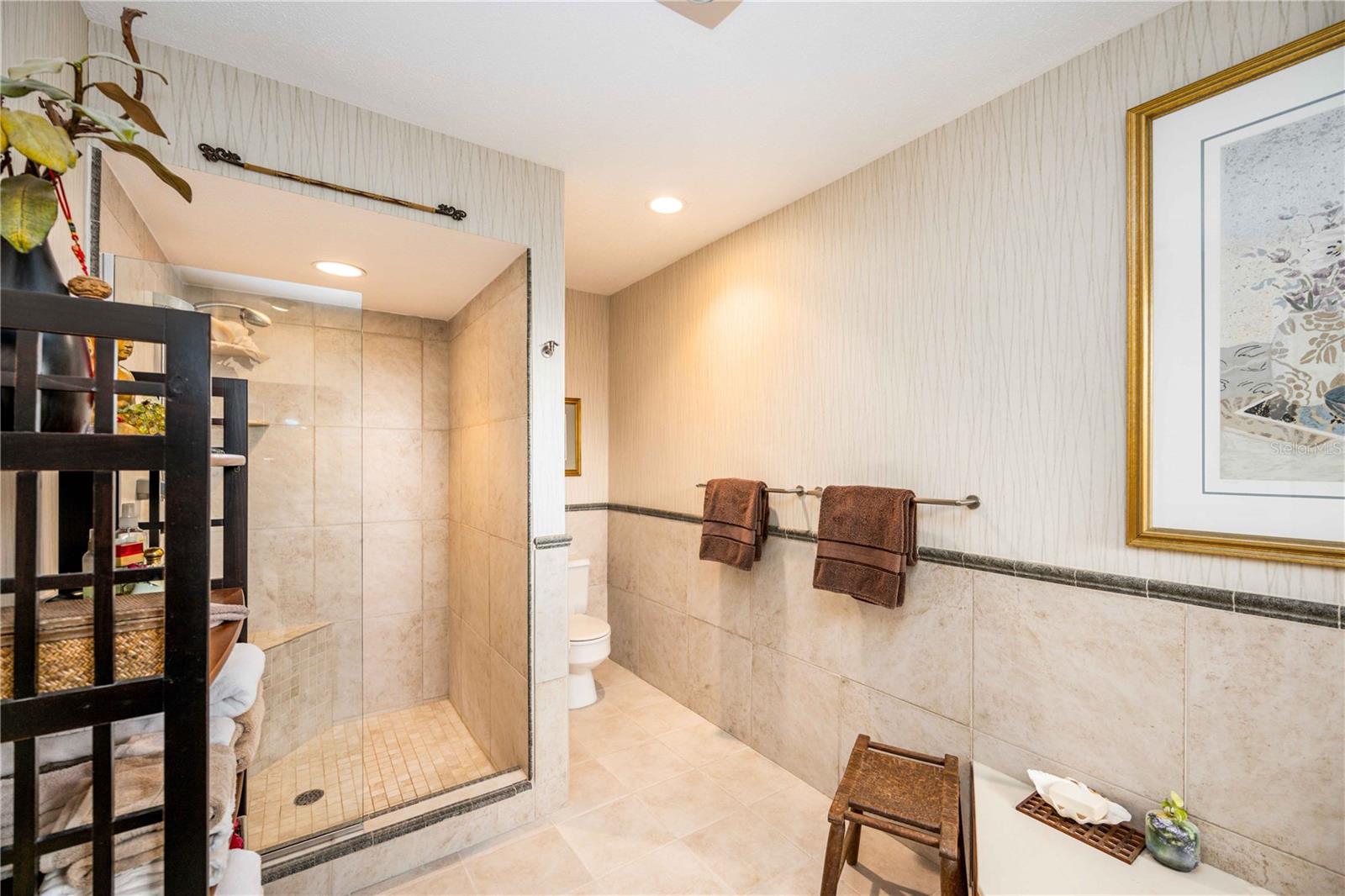 BENEVA PINES - Residential